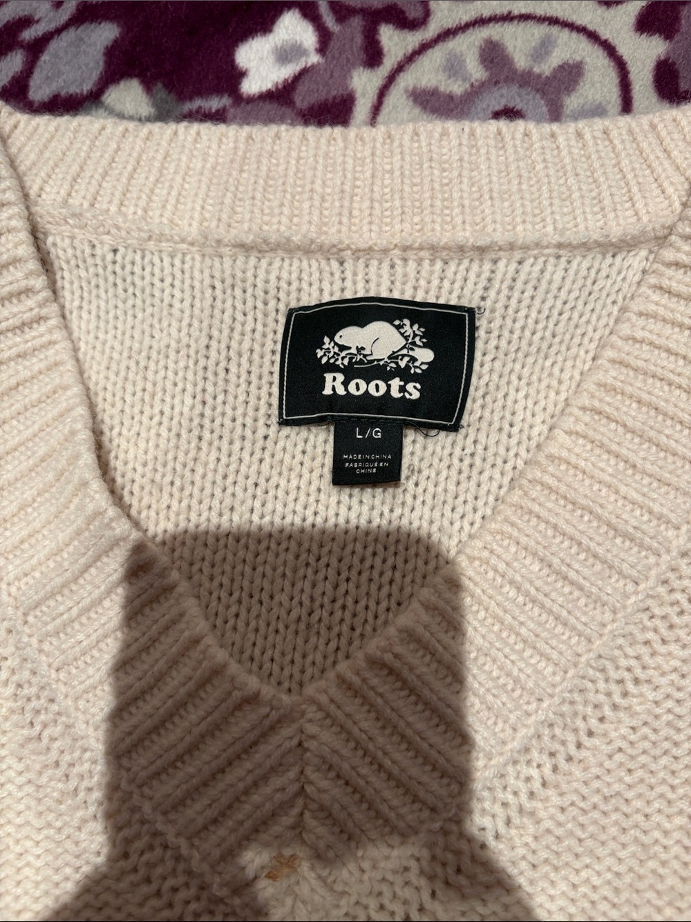 Roots Women’s Cream V-Neck Sweater with Blue and Red Stripes - Picture 3 of 4